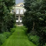 Διαμέρισμα „am Schloss“ Fuer 4-6 Gaeste